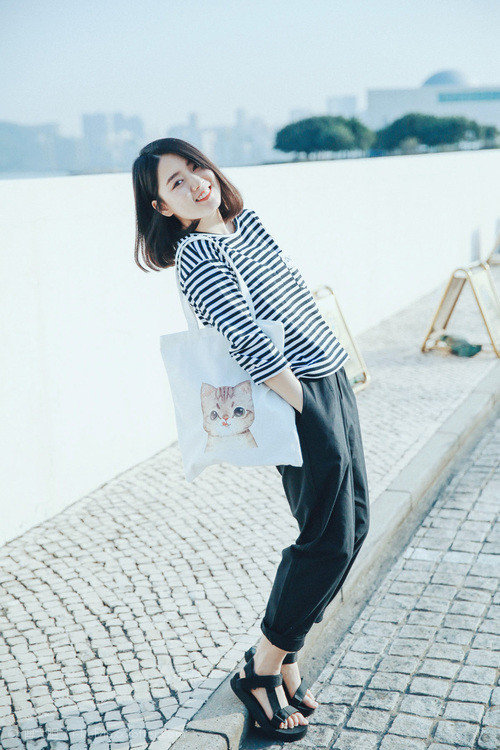 爱游戏用户专属-奥地利队凭借团结合作，击败对手赢得胜利，奥地利队战绩